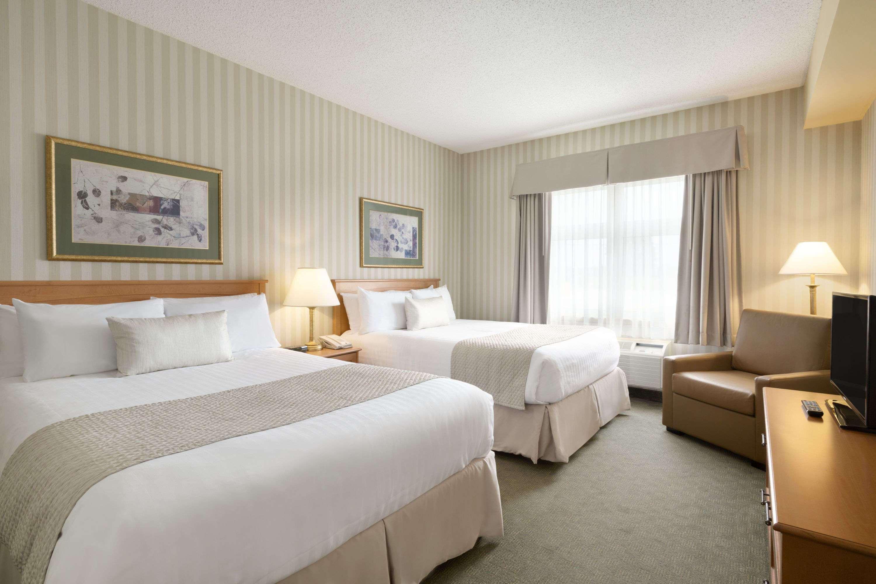 Days Inn By Wyndham Orillia Exterior foto